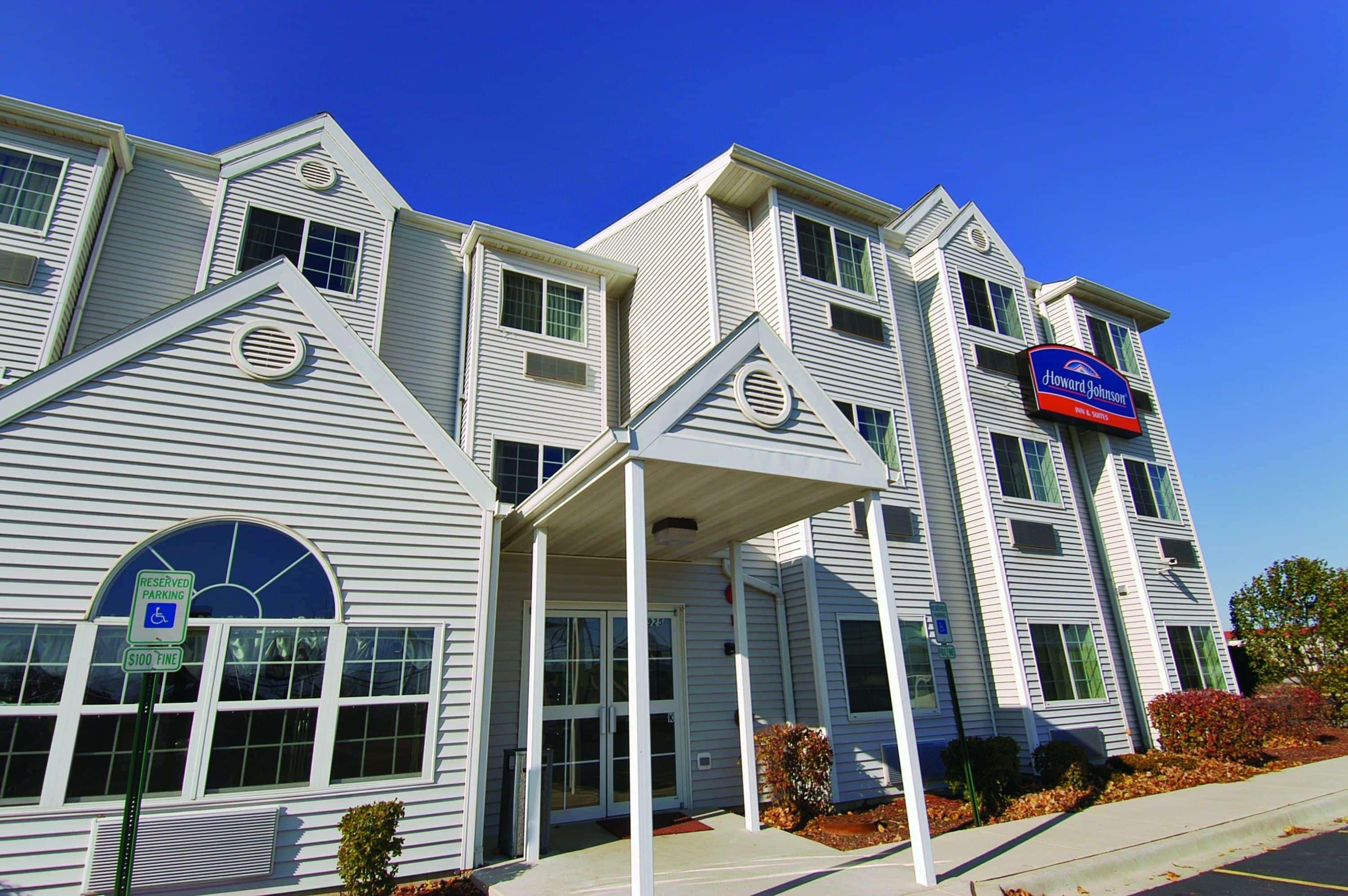 Red Lion Inn & Suites Елк Гроув Вилидж Екстериор снимка